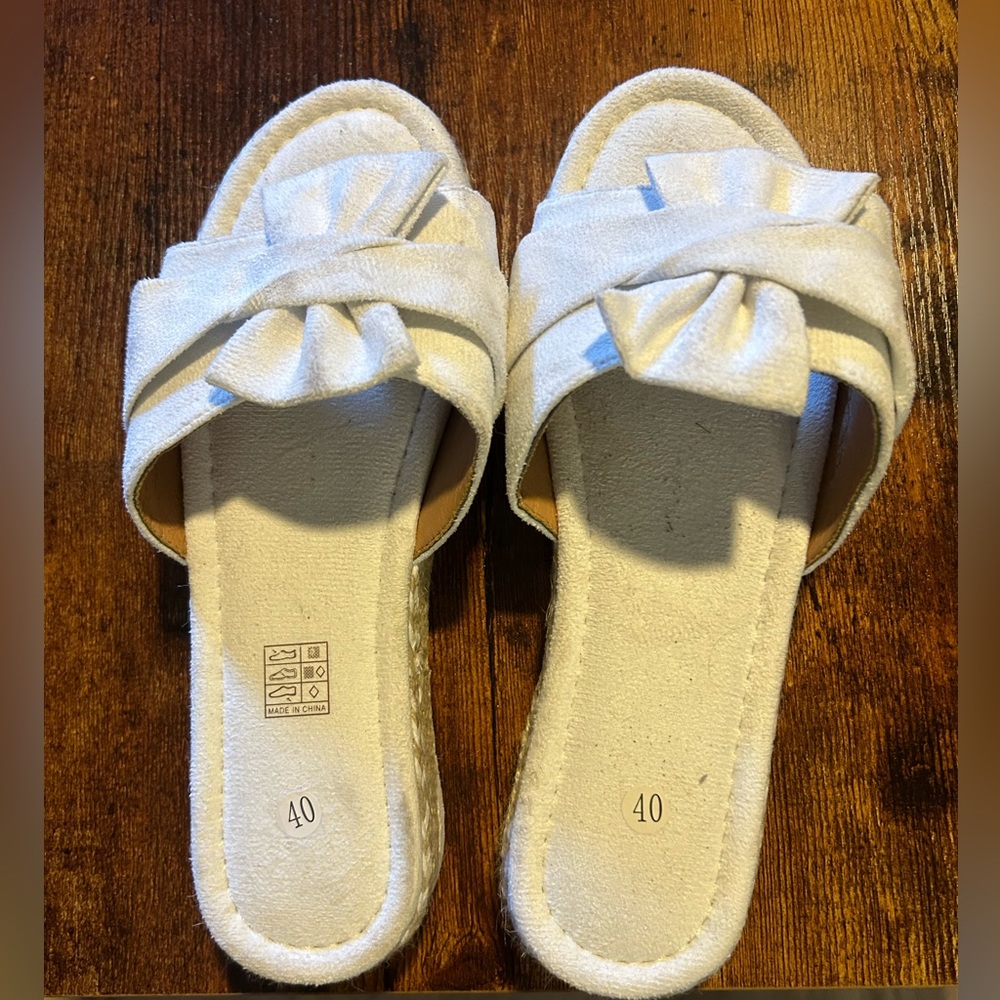 Generic brand espadrille slide sandals white size 8